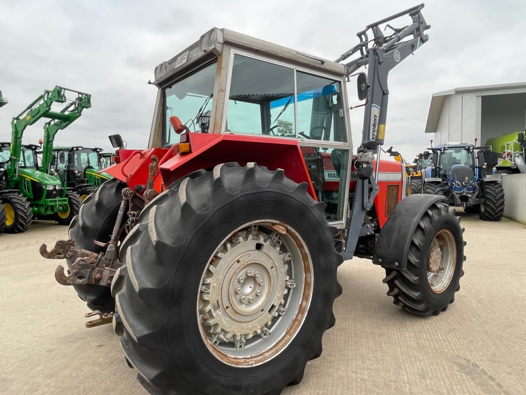 Massey Ferguson 2720