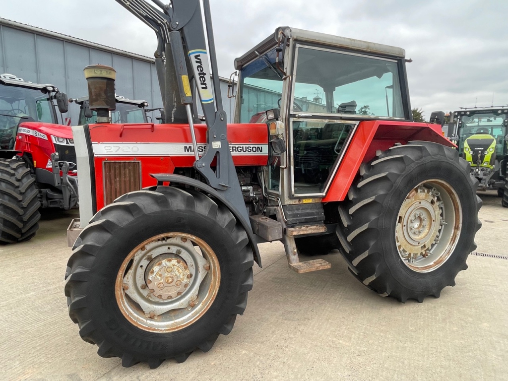 Massey Ferguson 2720