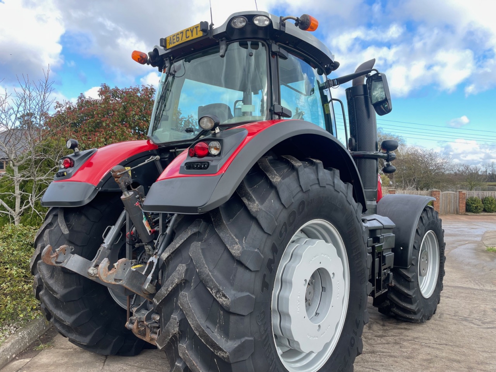 Massey Ferguson 8740
