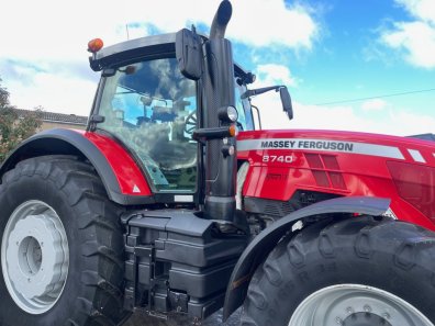 Massey Ferguson 8740