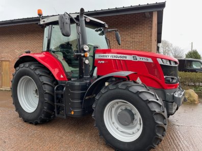 Massey Ferguson 7719S Efficient