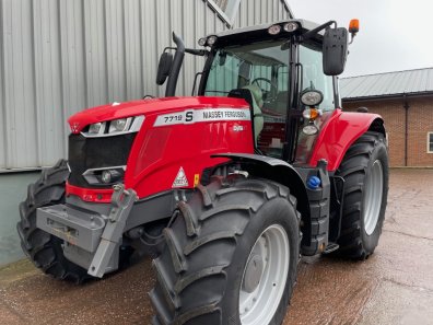 Massey Ferguson 7719S Efficient