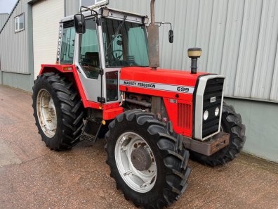 Massey Ferguson 699