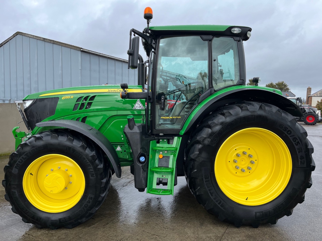 John Deere 6155R