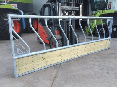 Condon Engineering hinged gate barrier