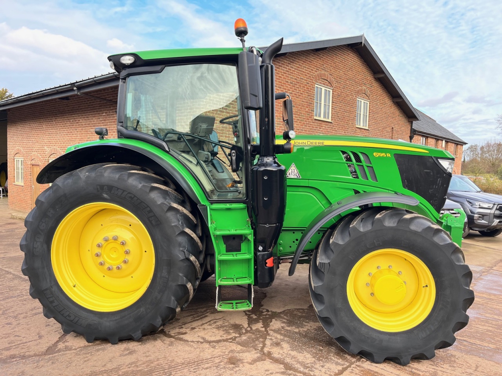 John Deere 6195R