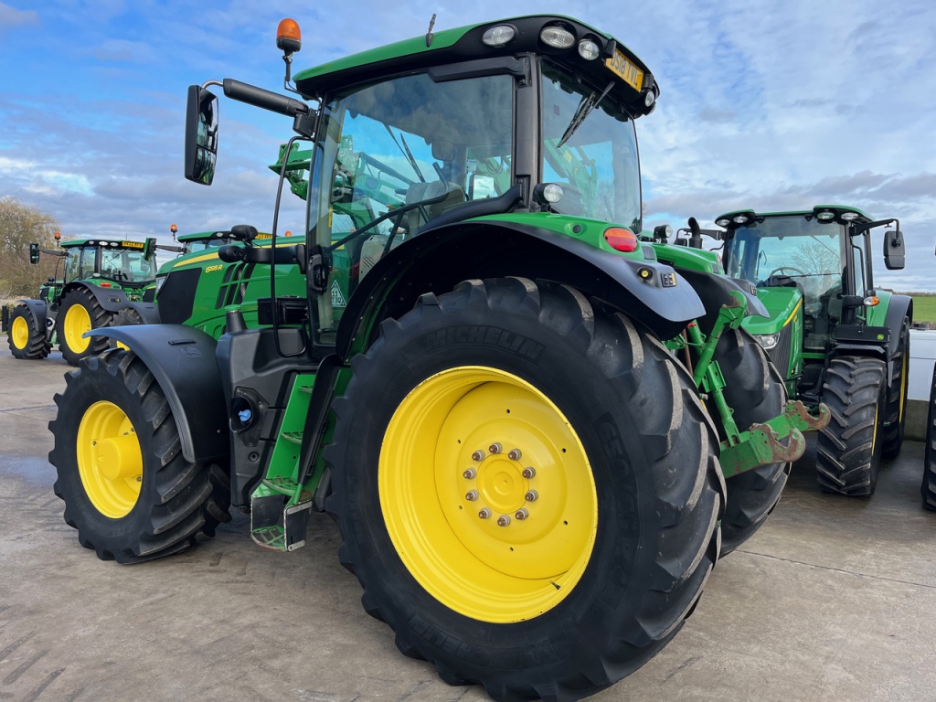 John Deere 6195R