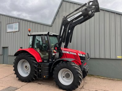 Massey Ferguson 6715S