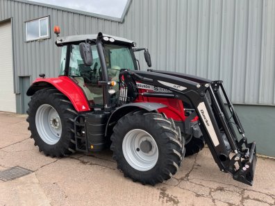 Massey Ferguson 6715S