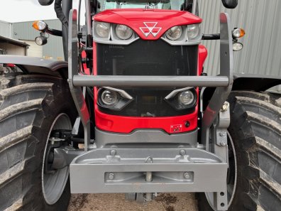 Massey Ferguson 6715S
