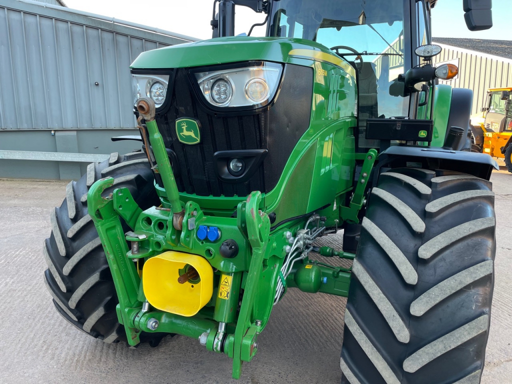 John Deere 6155M