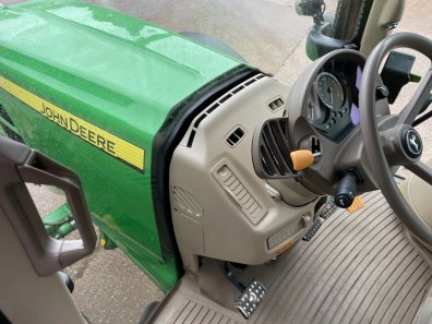 John Deere 6930