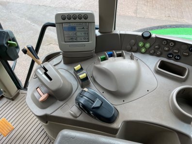 John Deere 6930