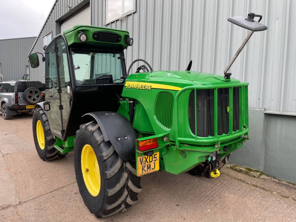 John Deere 3420