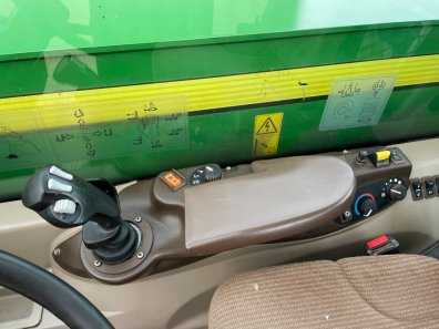 John Deere 3420