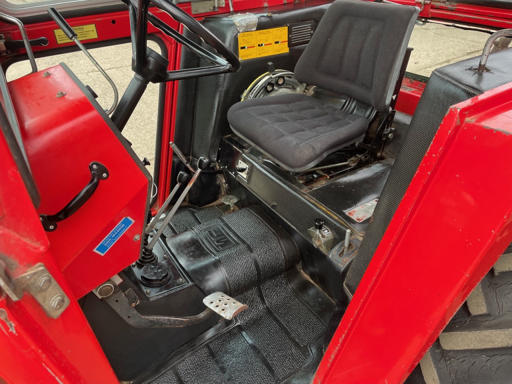 Massey Ferguson 550