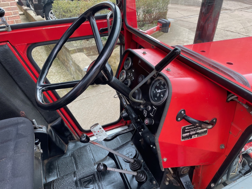 Massey Ferguson 550