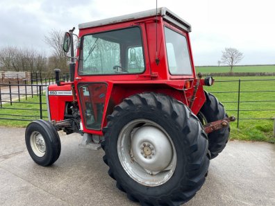 Massey Ferguson 550