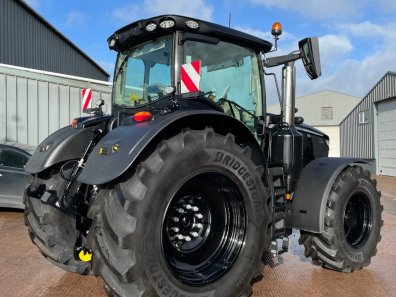John Deere 6R 250