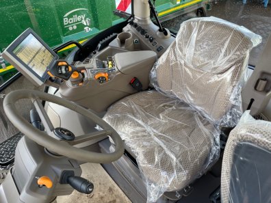 John Deere 6R 250