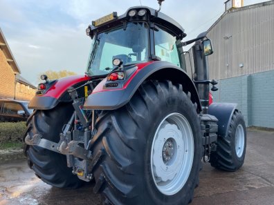 Massey Ferguson 8690
