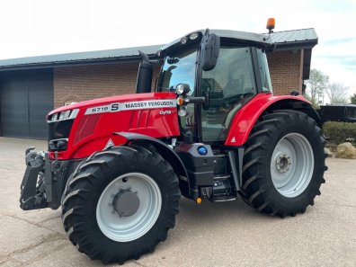Massey Ferguson 6716S Efficient
