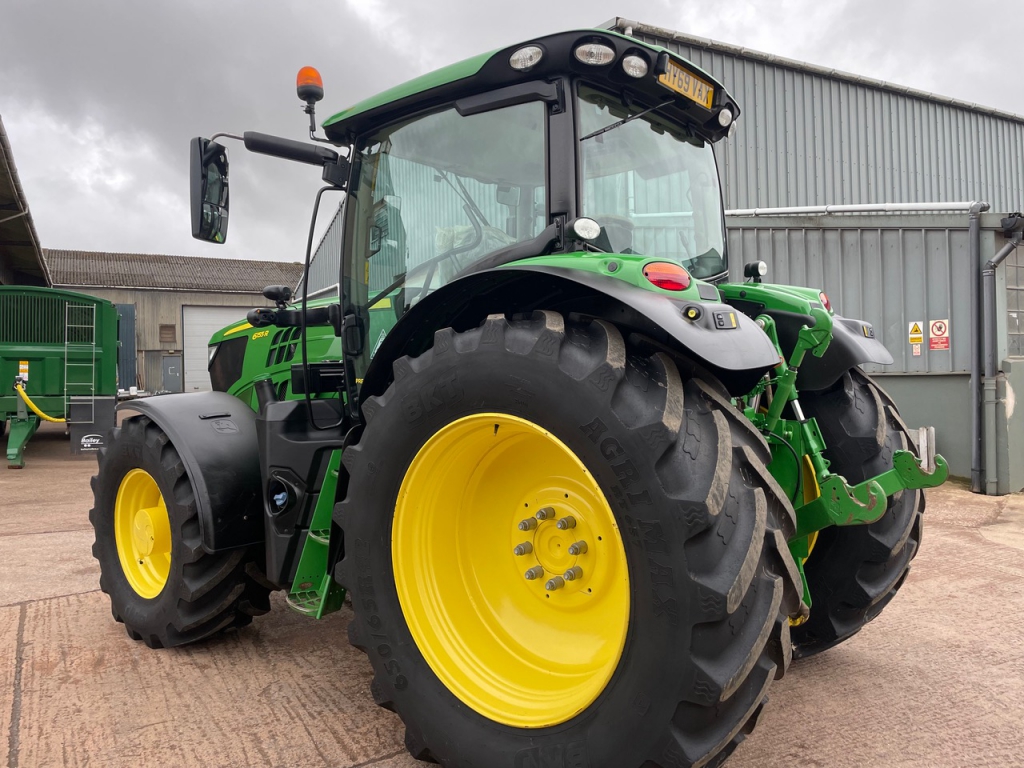 John Deere 6155R