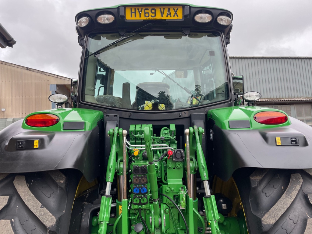 John Deere 6155R