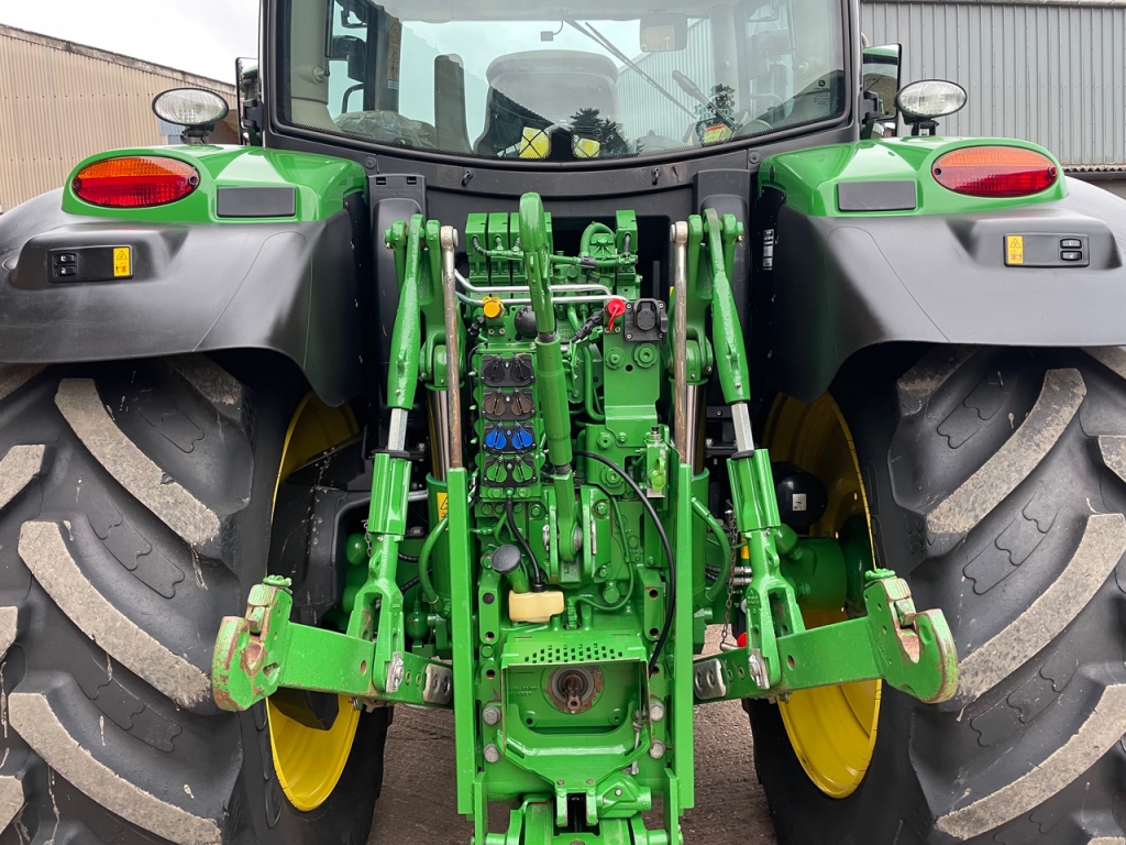 John Deere 6155R
