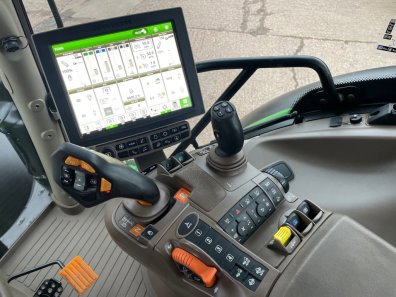 John Deere 6155R