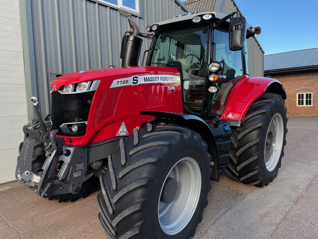 Massey Ferguson 7726S Exclusive