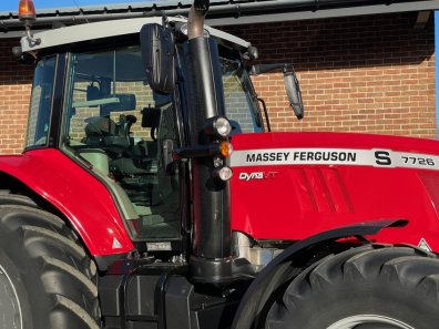 Massey Ferguson 7726S Exclusive