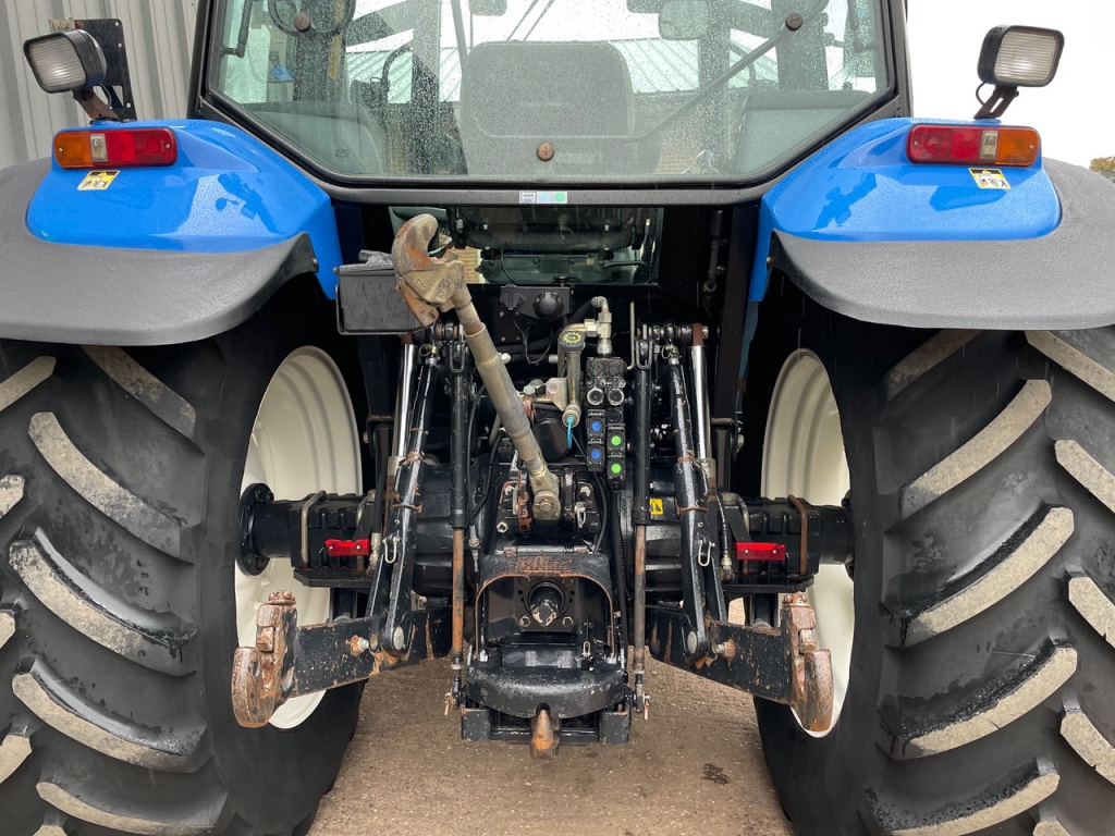 New Holland TS115 SLE