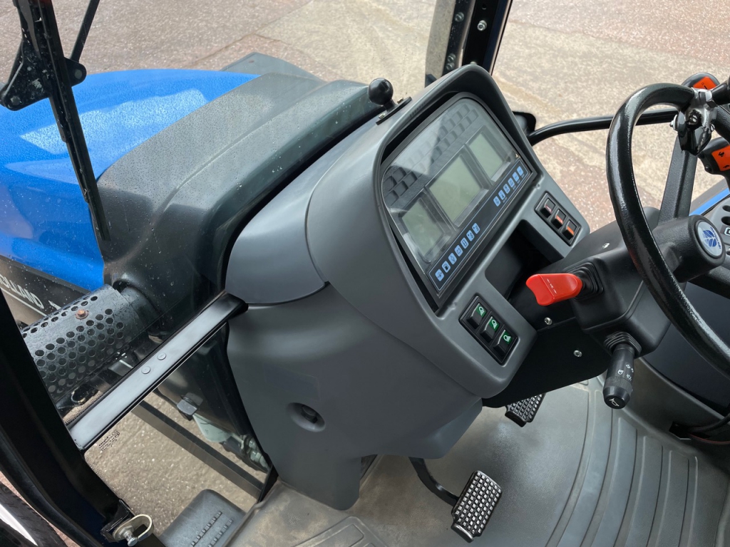 New Holland TS115 SLE