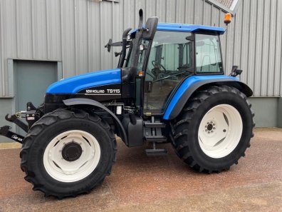 New Holland TS115 SLE