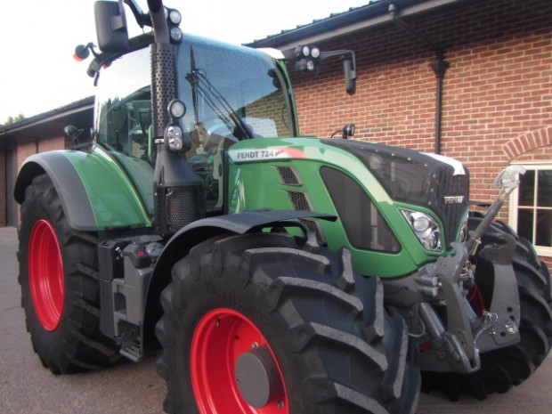 Fendt 724 Profi-Plus