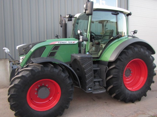 Fendt 724 Profi-Plus