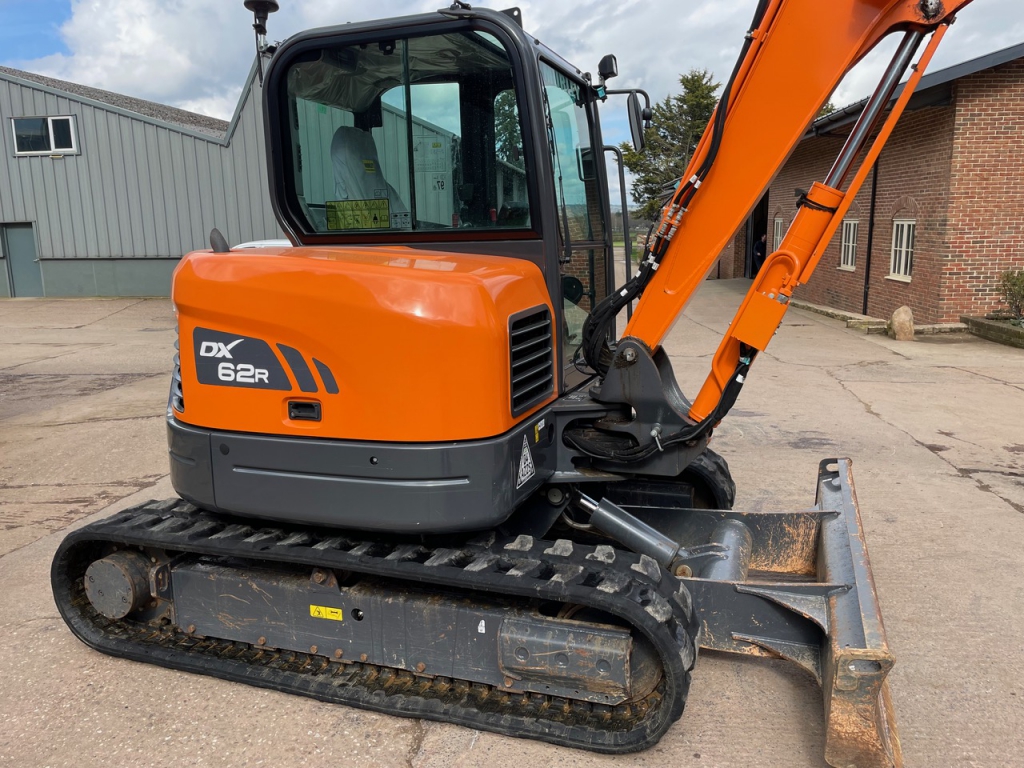 Doosan DX 62R-3