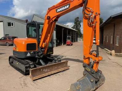 Doosan DX 62R-3