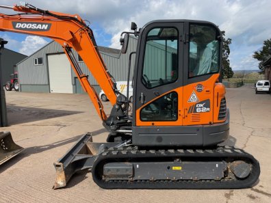 Doosan DX 62R-3