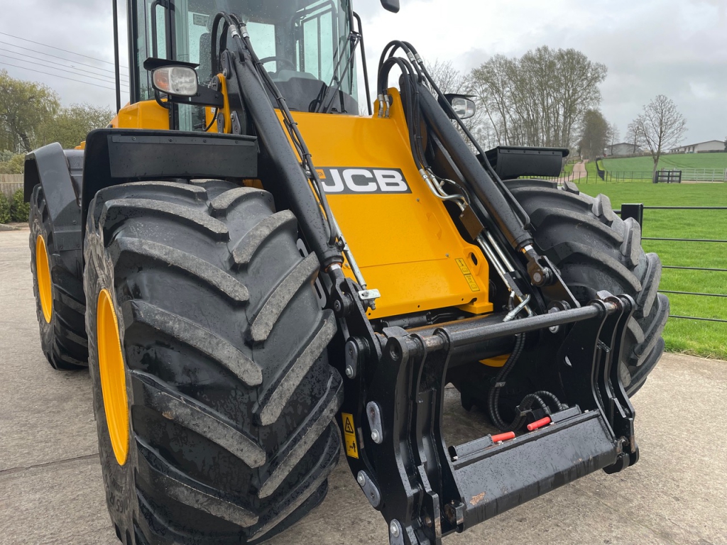 JCB 419S