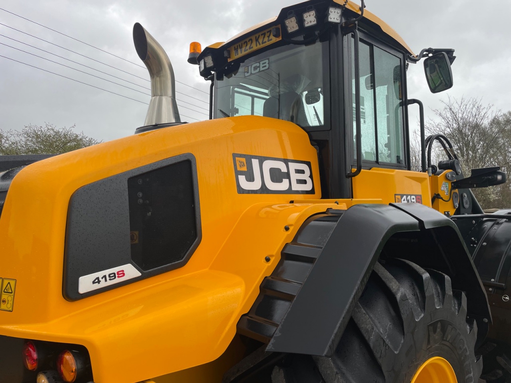 JCB 419S