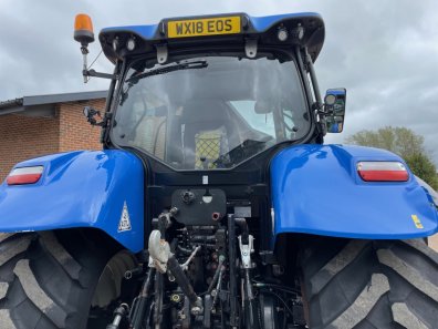 New Holland T7.210