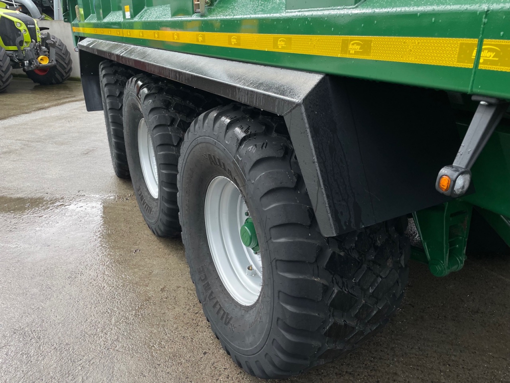 Bailey 22 ton TB tri-axle trailer