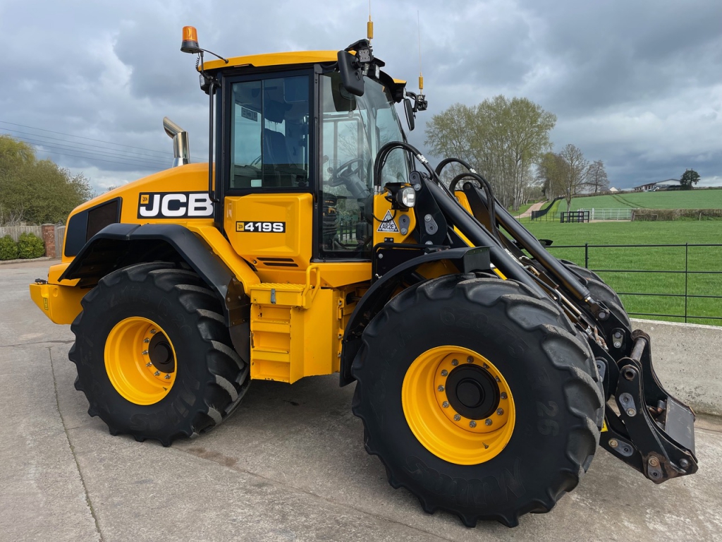 JCB 419S