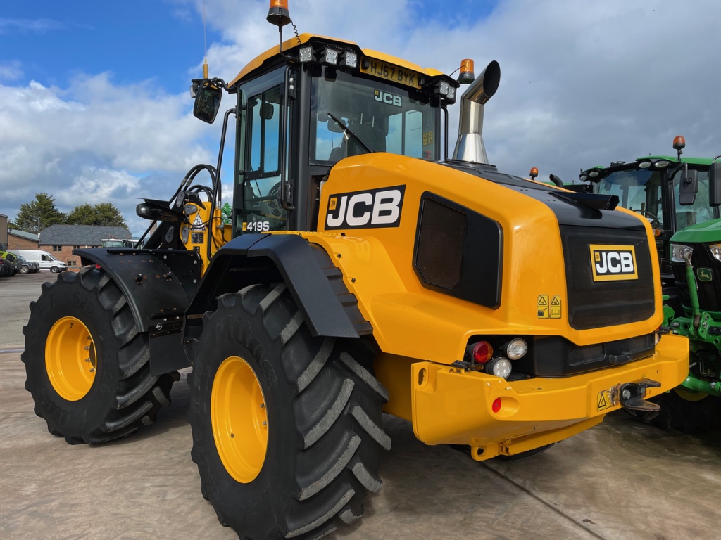 JCB 419S
