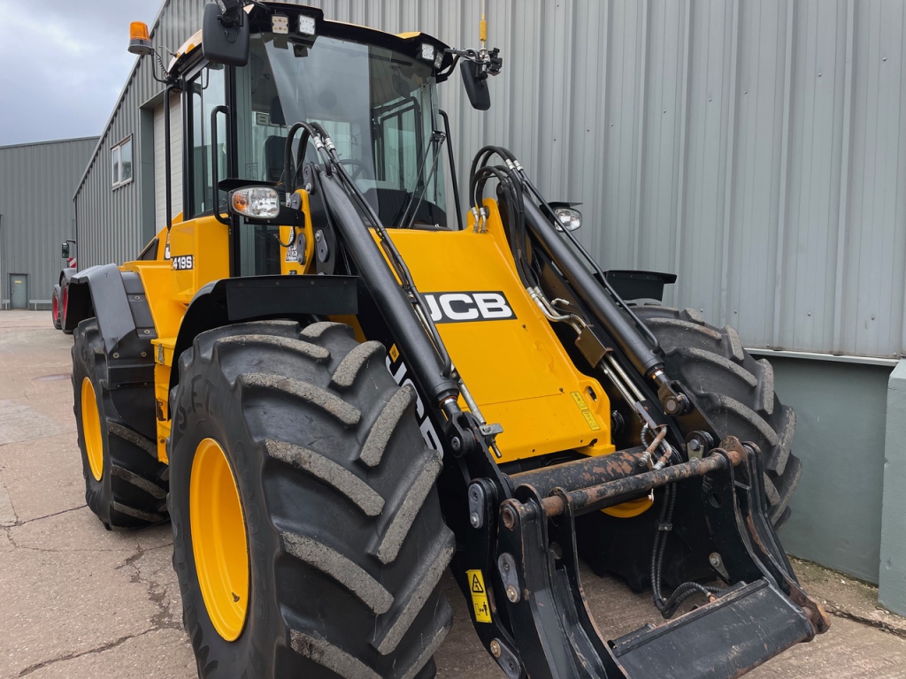 JCB 419S