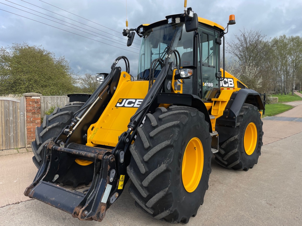 JCB 419S