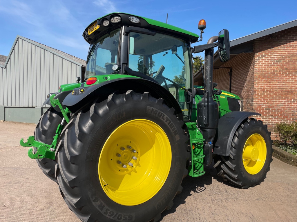 John Deere 6155R