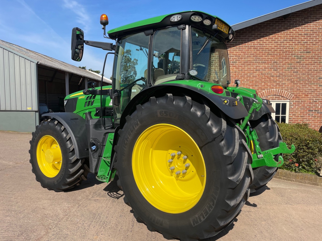 John Deere 6155R
